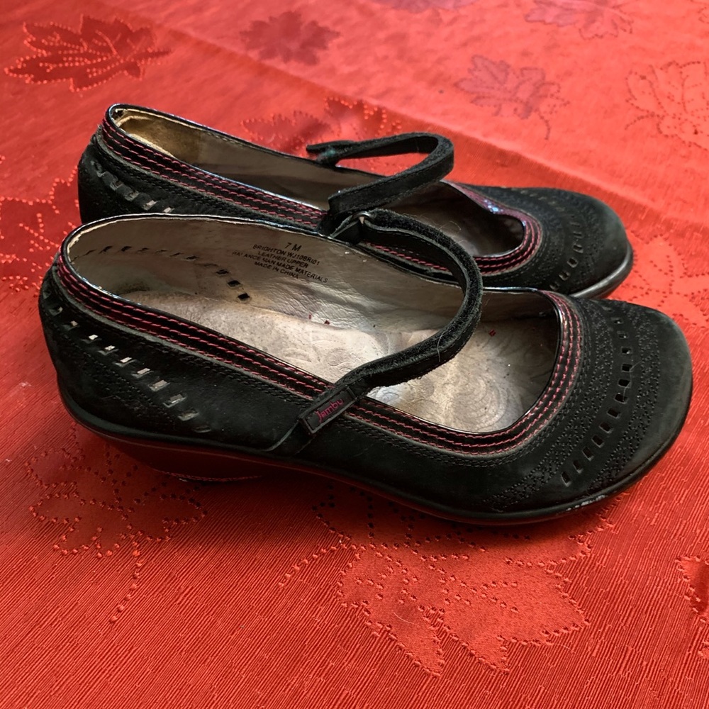 JAMBU MaryJane shoes